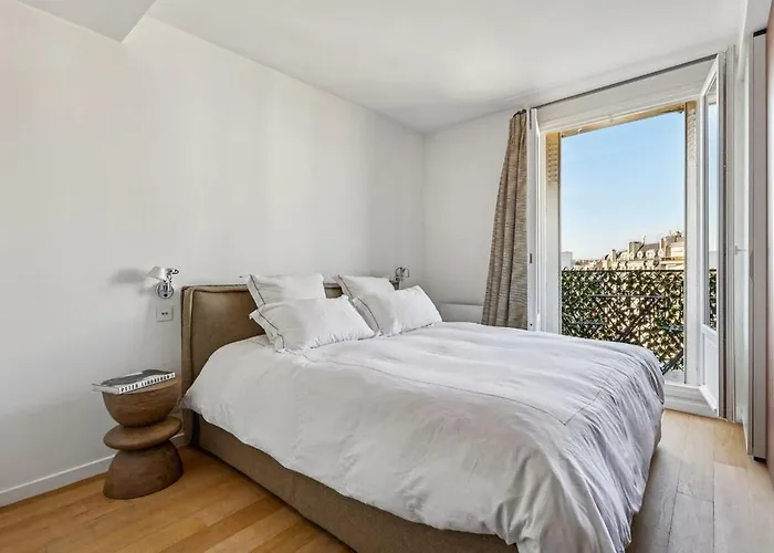 Apartament Avenue Montaigne *